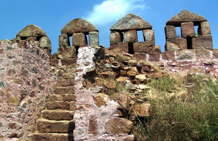 Qila Rai Pithora or Lal Kot, Delhi, India